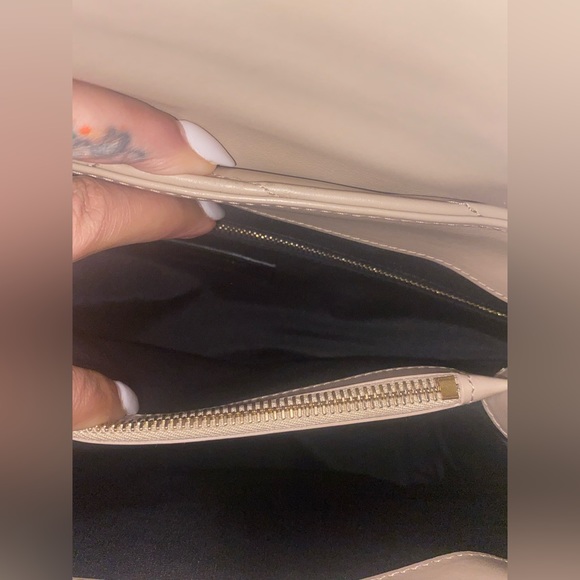 Ysl tan leather bag like new never used no call outs - Picture 6 of 11